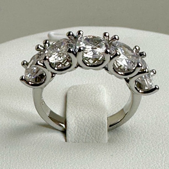 Diamond Band - Picture 9 of 10